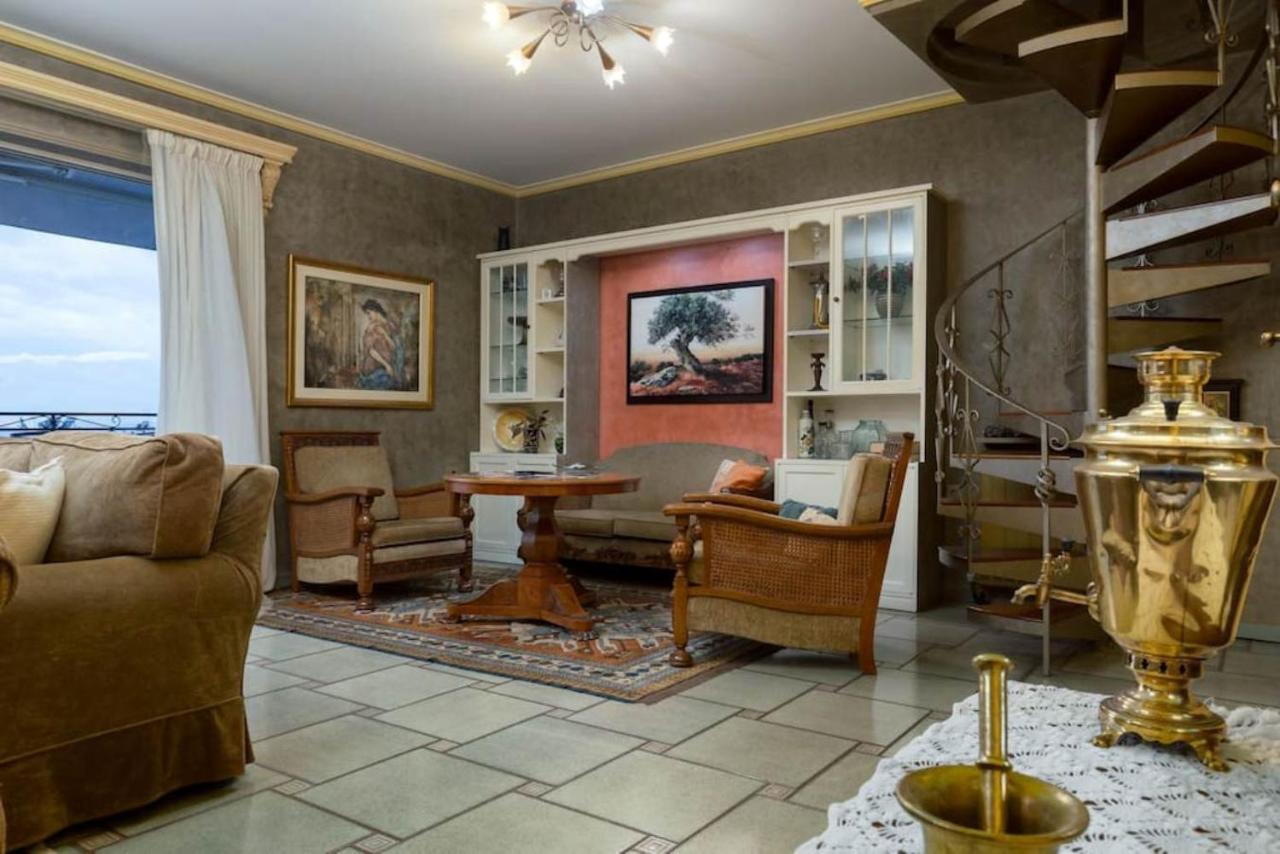 165 Sm Penthouse Maisonette Apartment アテネ エクステリア 写真